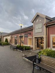 Wolford Outlet - Woodbury Commons Premium Outlets