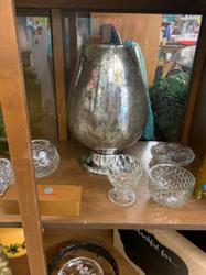 Classy Clutter Resale, Treasures & More