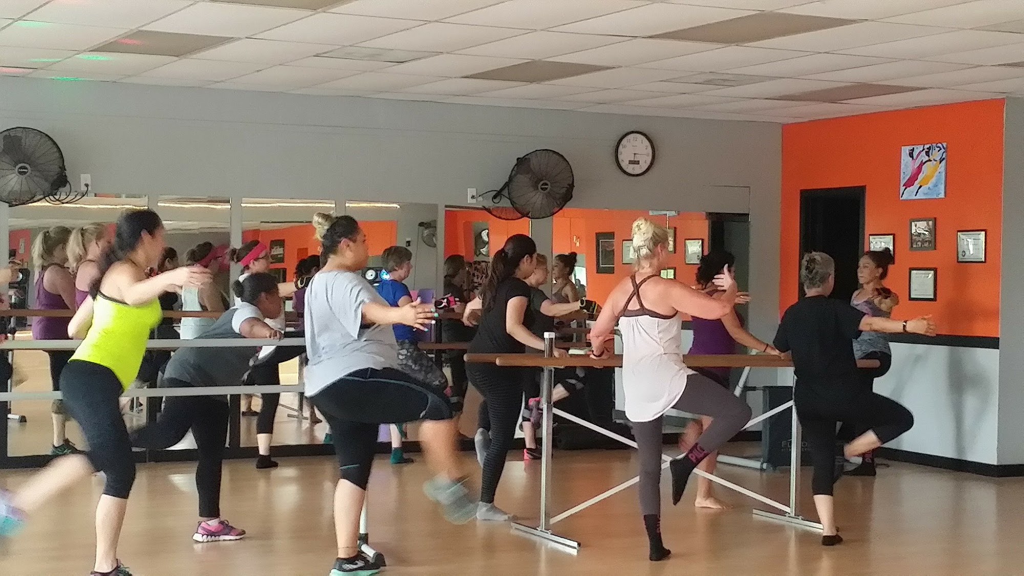 n'Caliente Fitness - Group Fitness Class, Boot Camp Classes in Round Rock