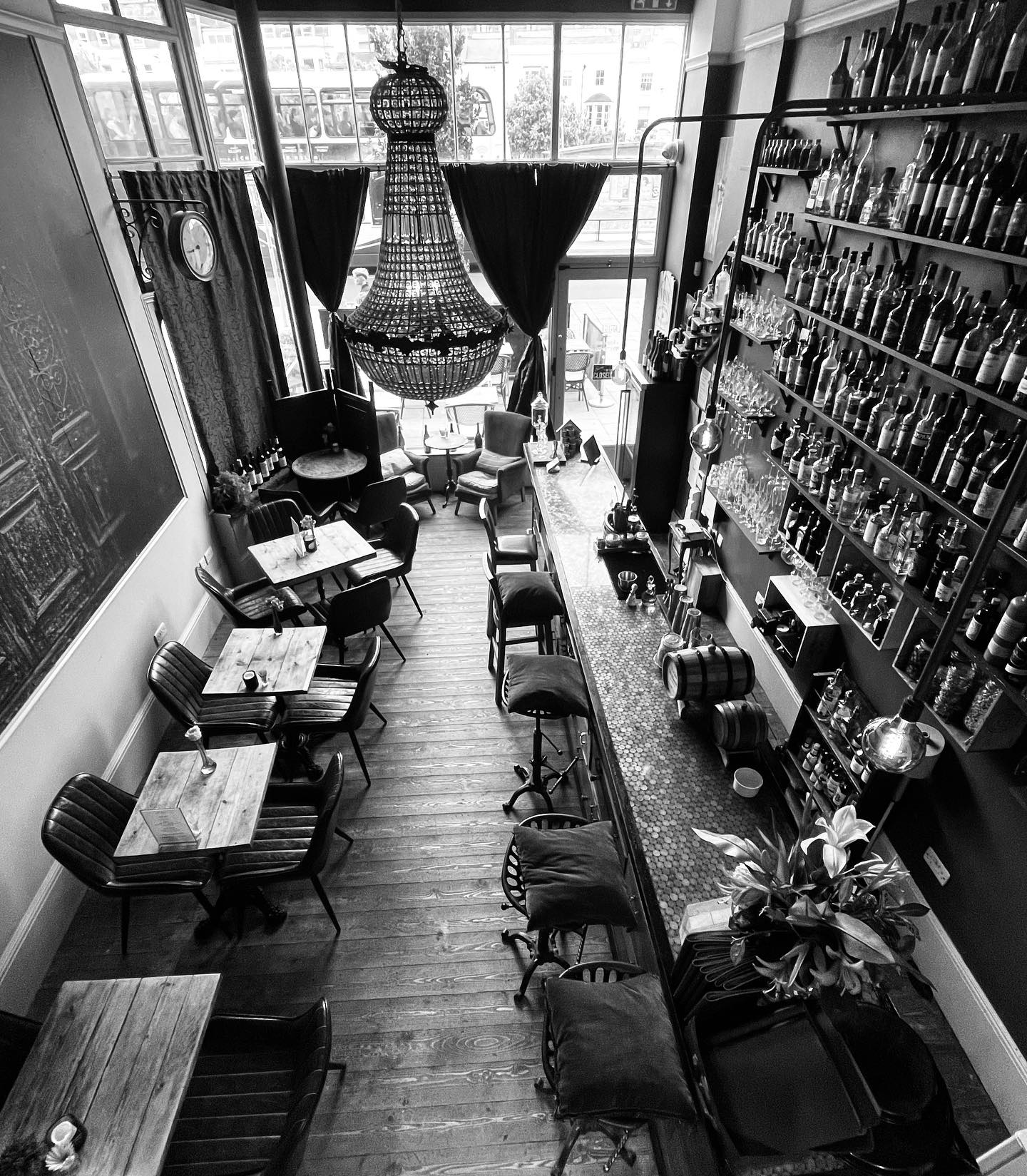 L'Atelier Du Vin Wine and Cocktail Bar