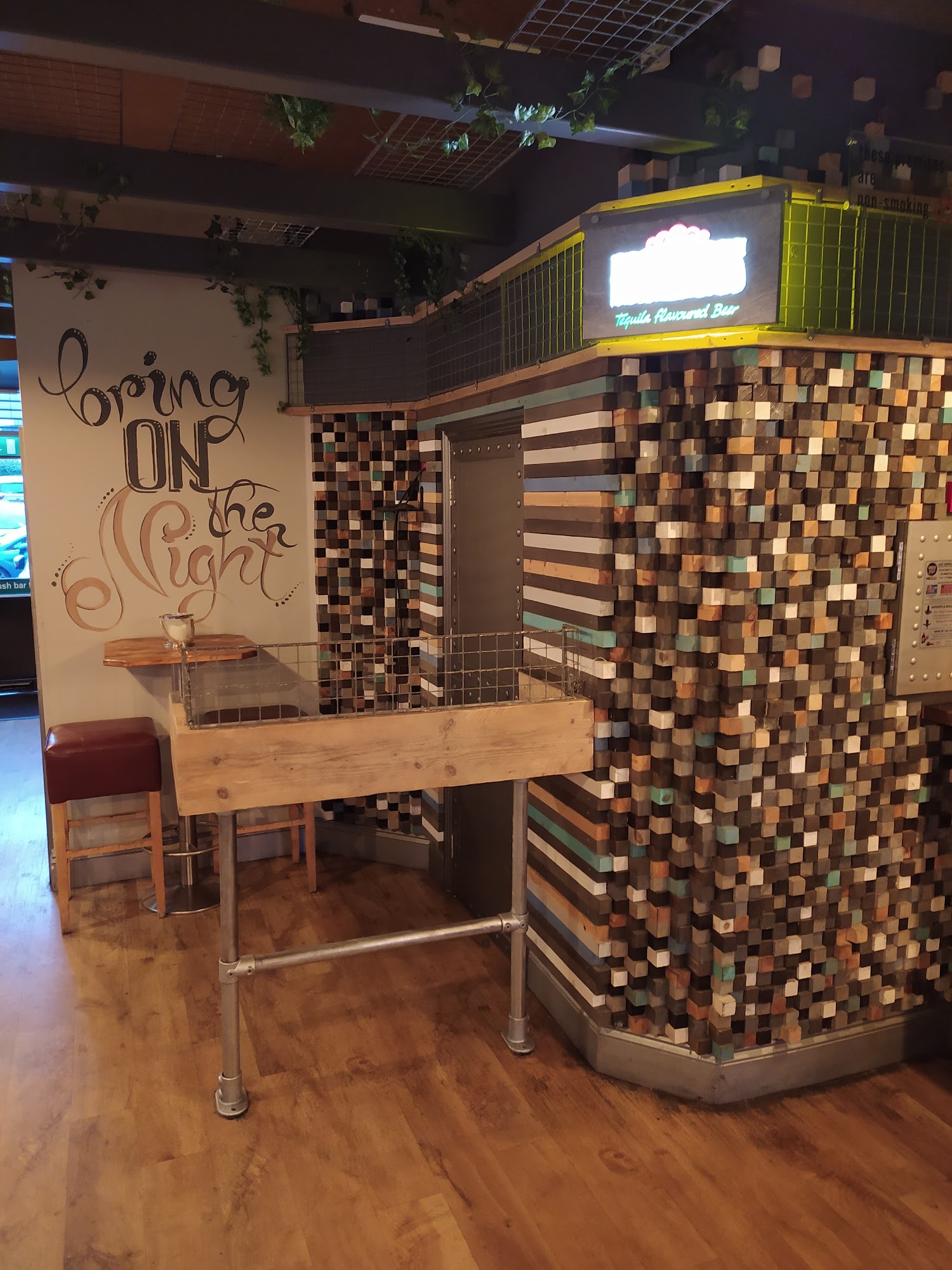 Lounge Bar Essex