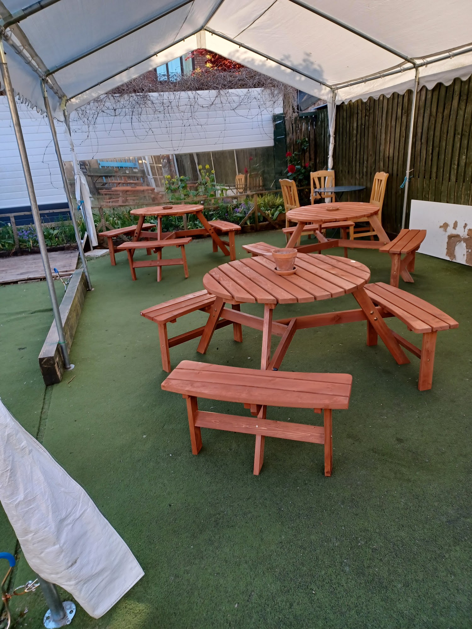 Taylor’s Bar