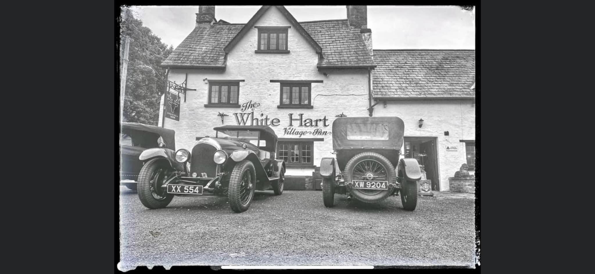 White Hart Village Inn Llangybi