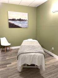 Healing Oasis Massage Wellness & Laser Clinic (Jagare Ridge/Chappelle)
