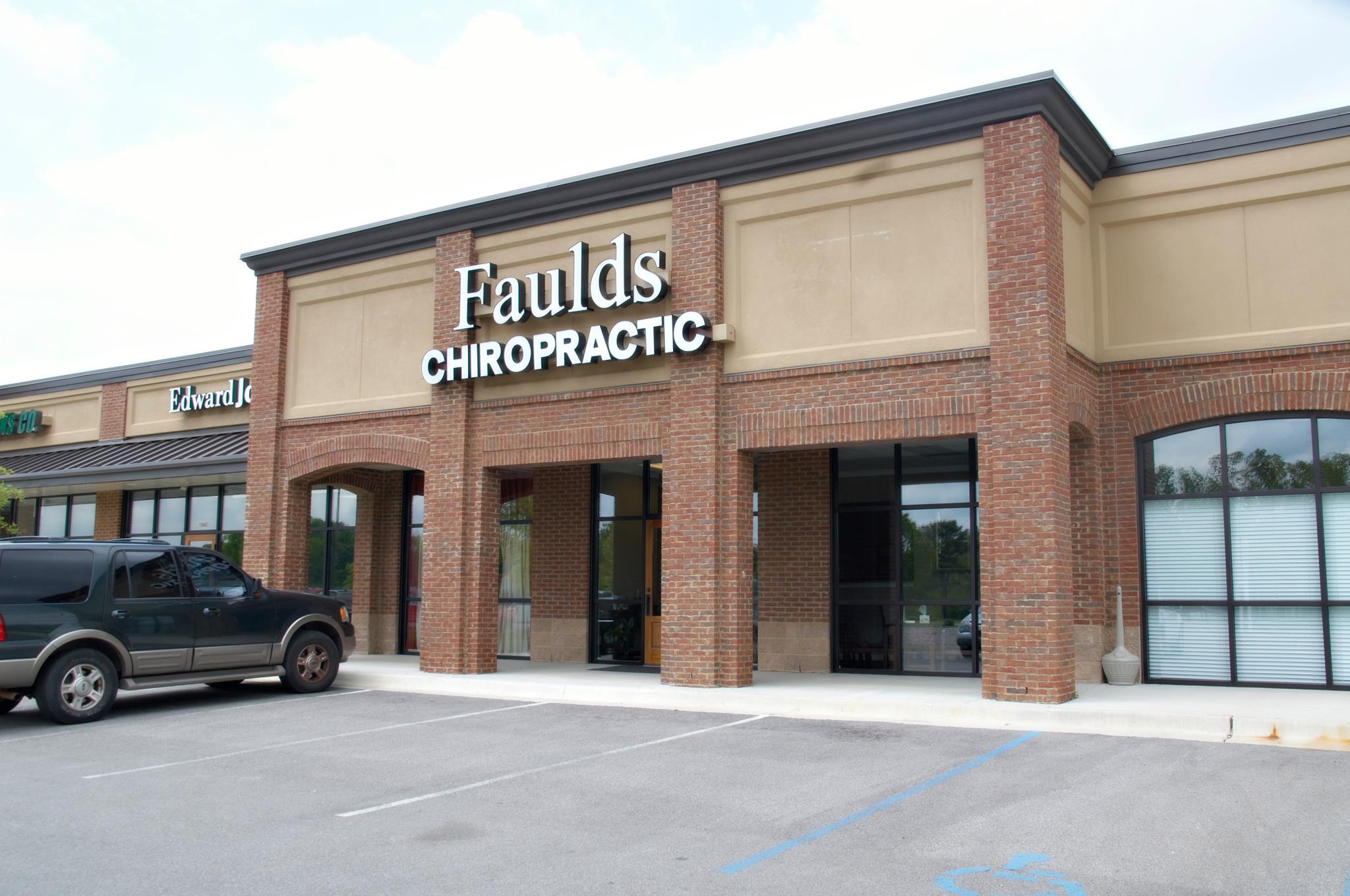 Faulds Chiropractic 180E Old Hwy 431, Owens Cross Roads Alabama 35763