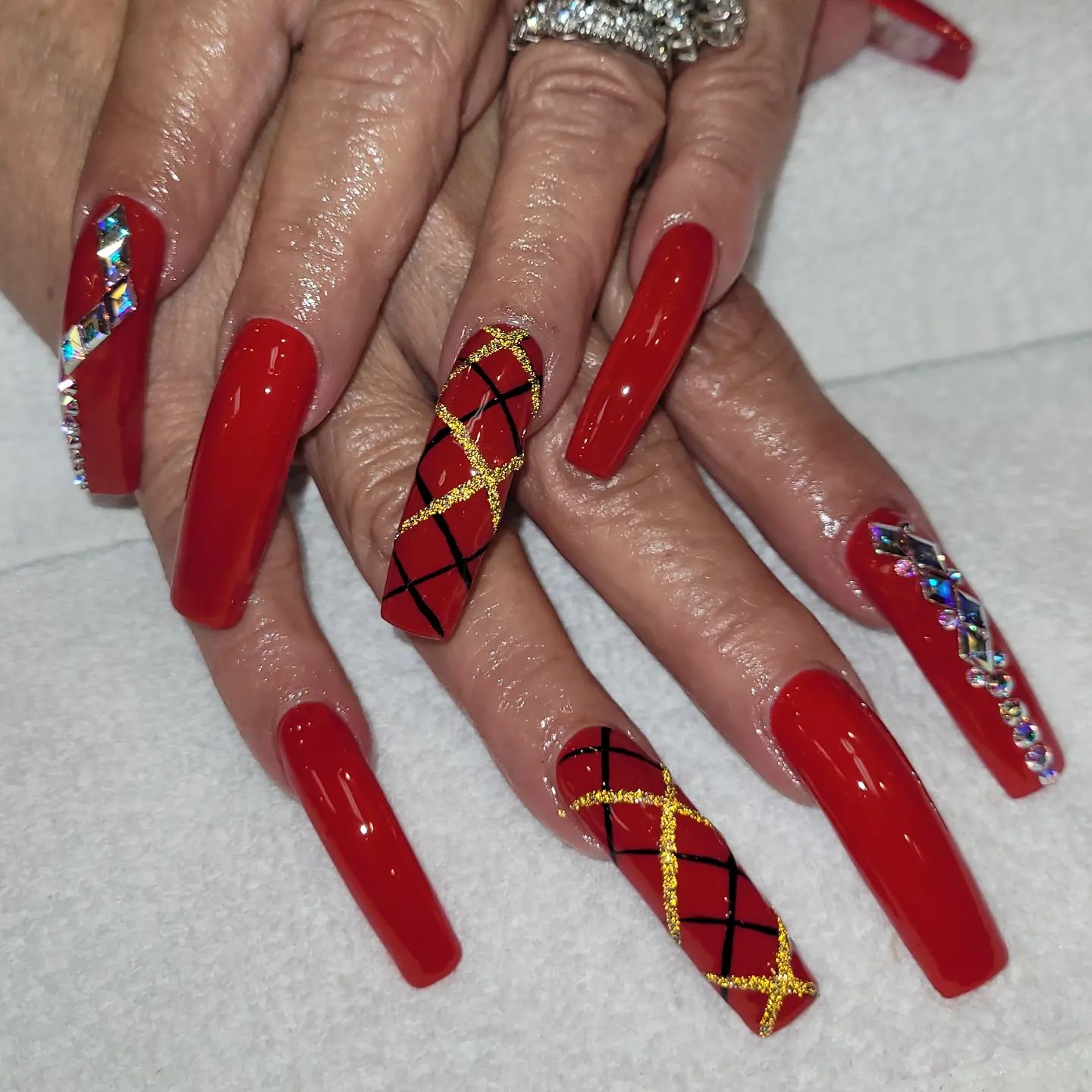 Unique Hair & Nails 22310 Barton Rd # C, Grand Terrace California 92313