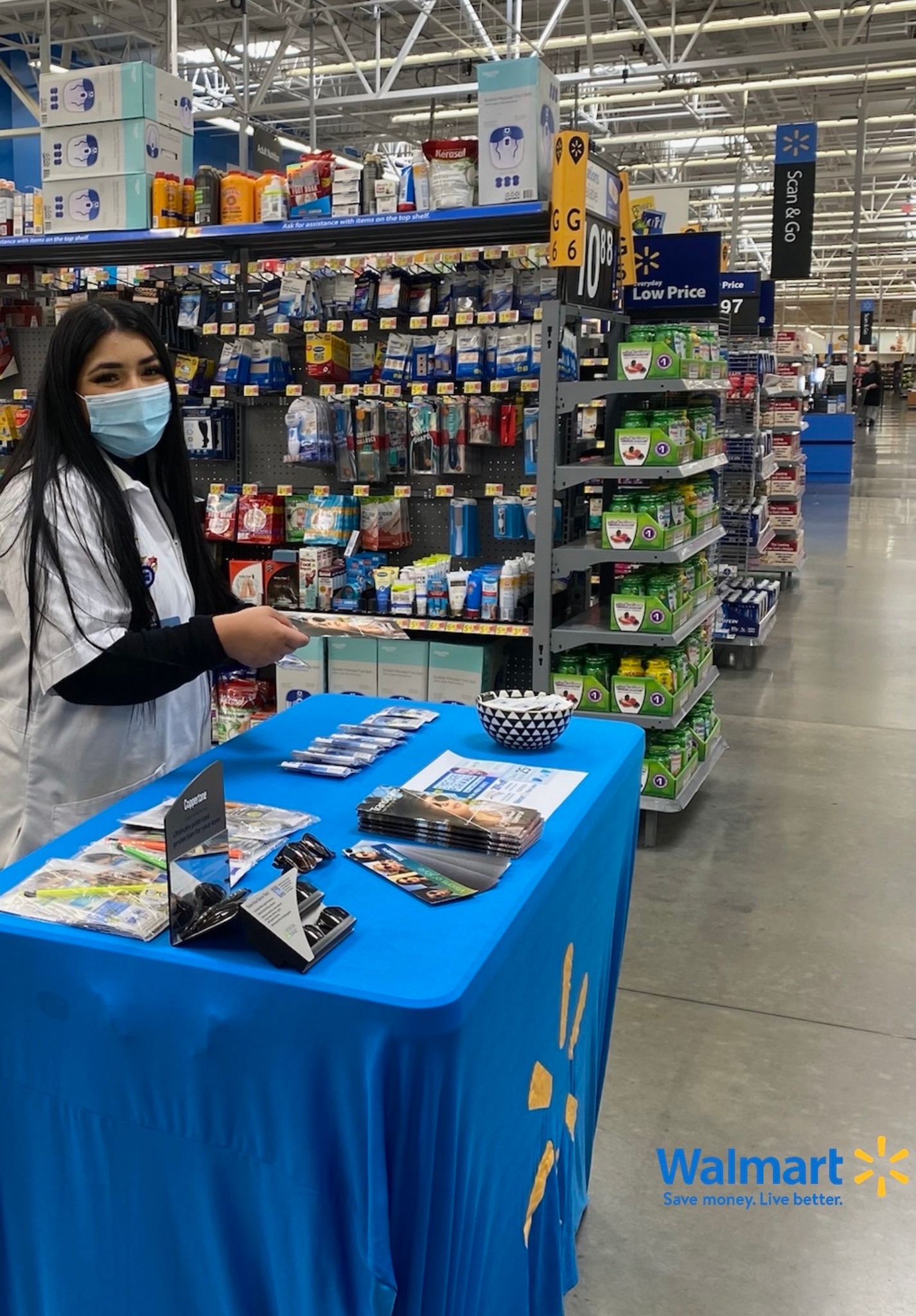 WALMART SUPERCENTER 8270 Delta Shores Cir S, Sacramento CA Hours