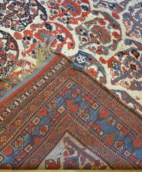 Carpets of the Inner Circle