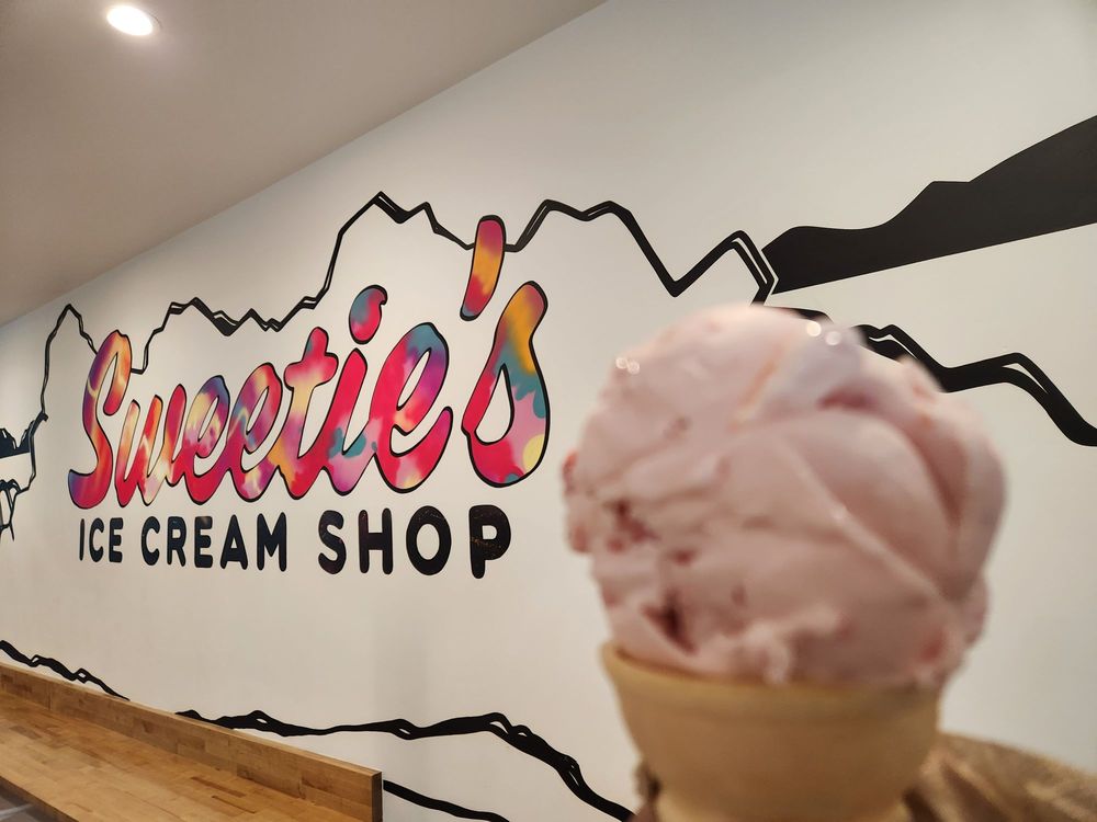 Sweetie's Ice Cream Shop