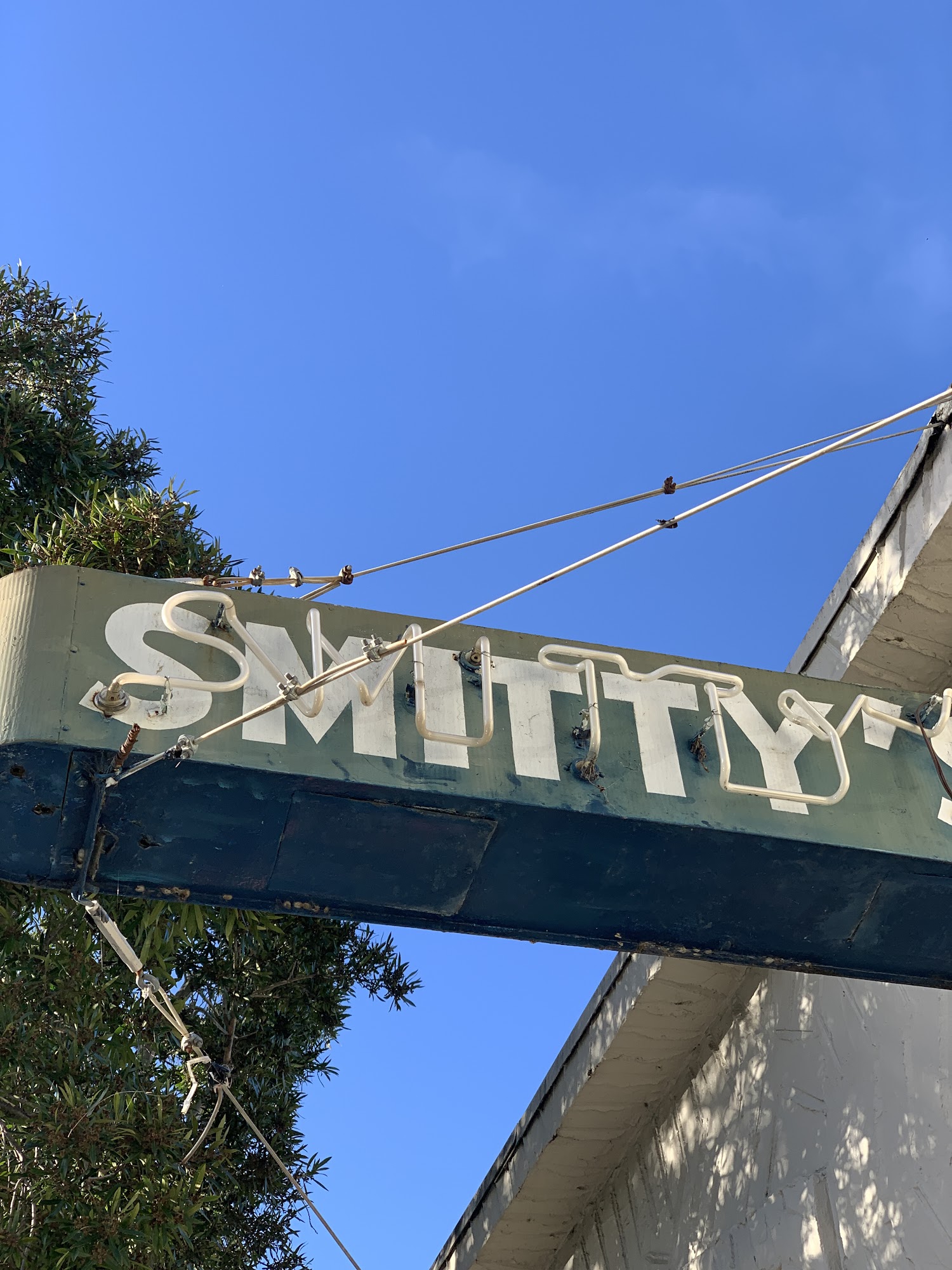 Smitty's Bar
