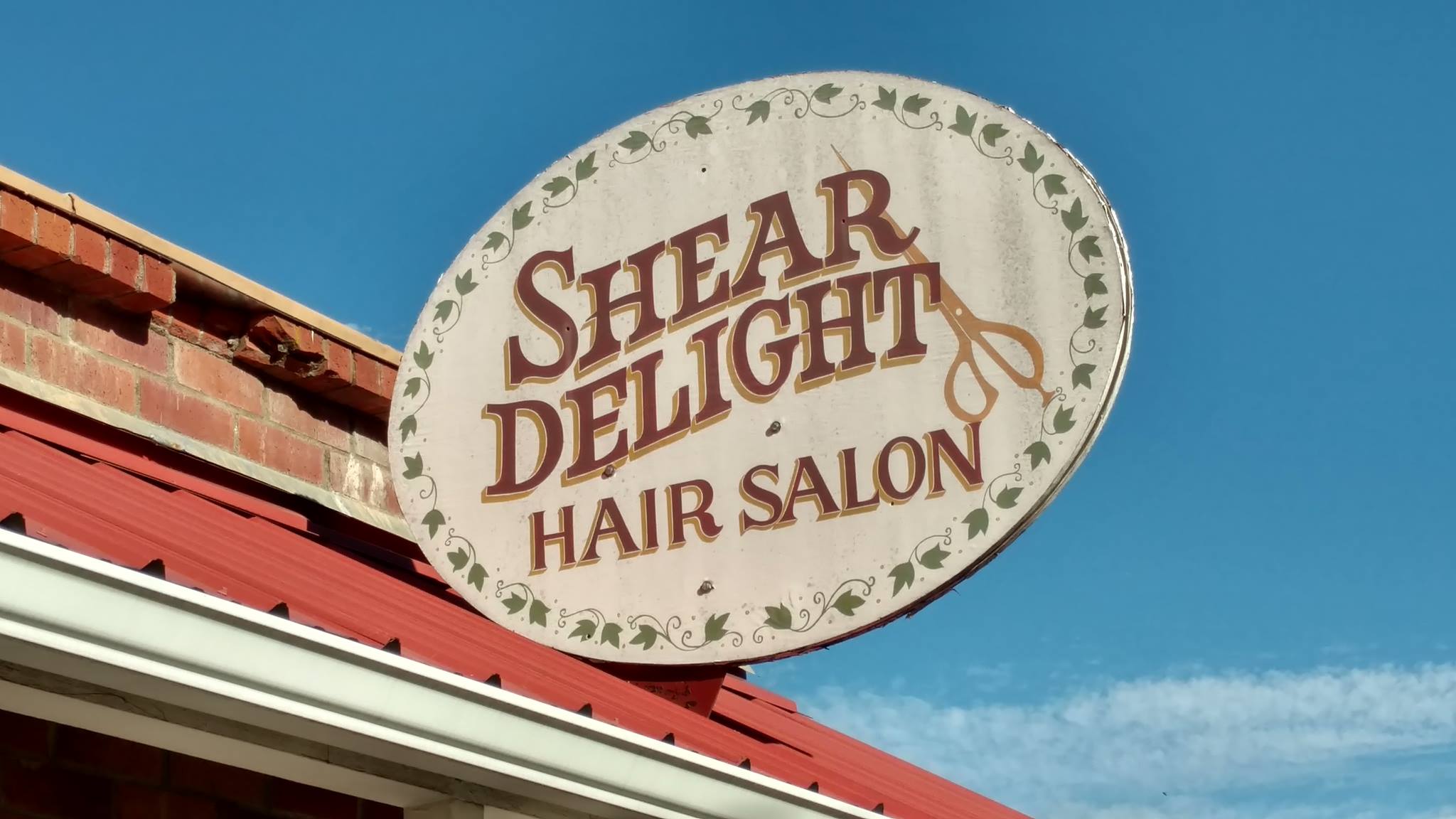 Shear Delight Salon 605 Main St, Weaverville California 96093