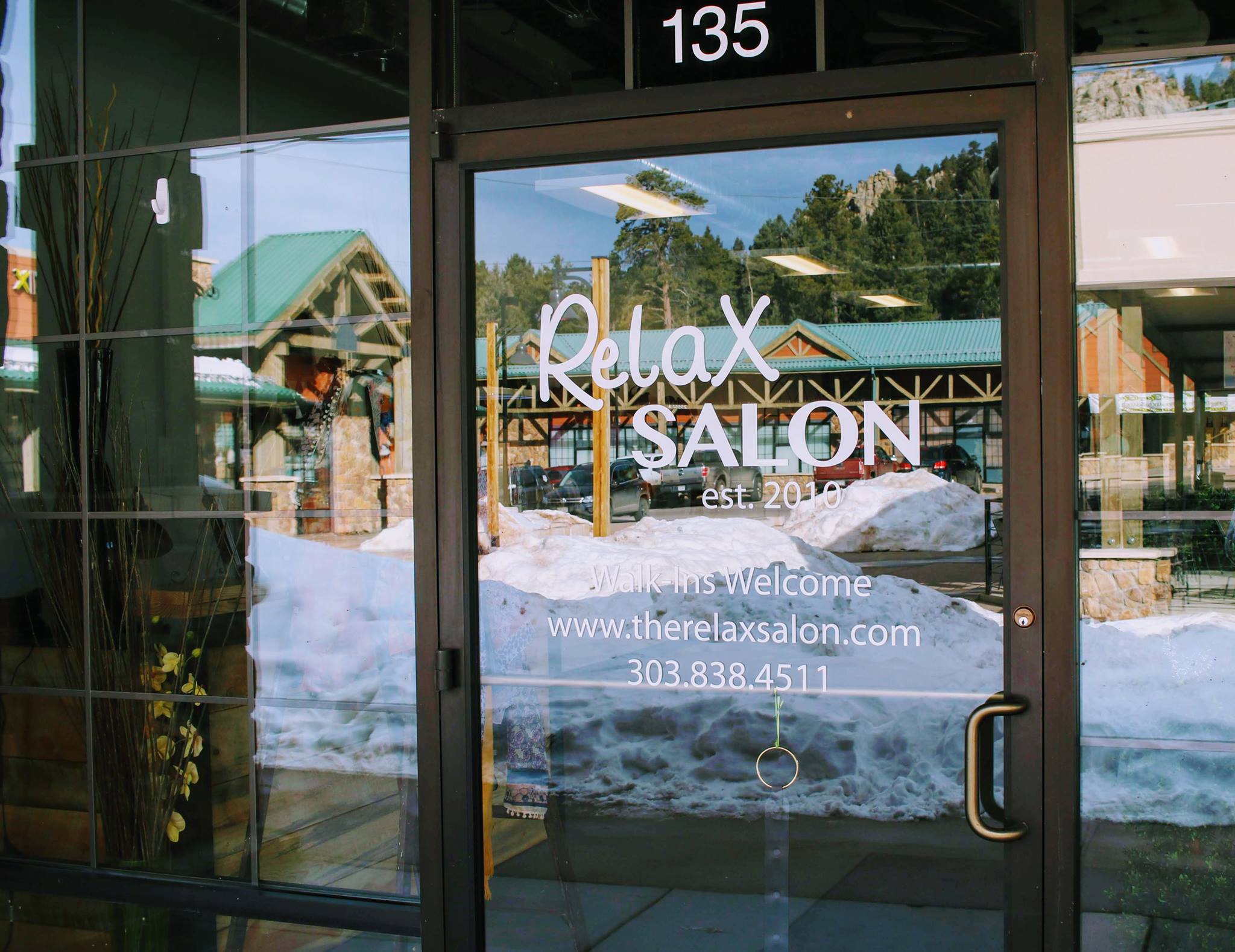 Relax Salon & Color Studio 25567 Conifer Rd, Conifer Colorado 80433