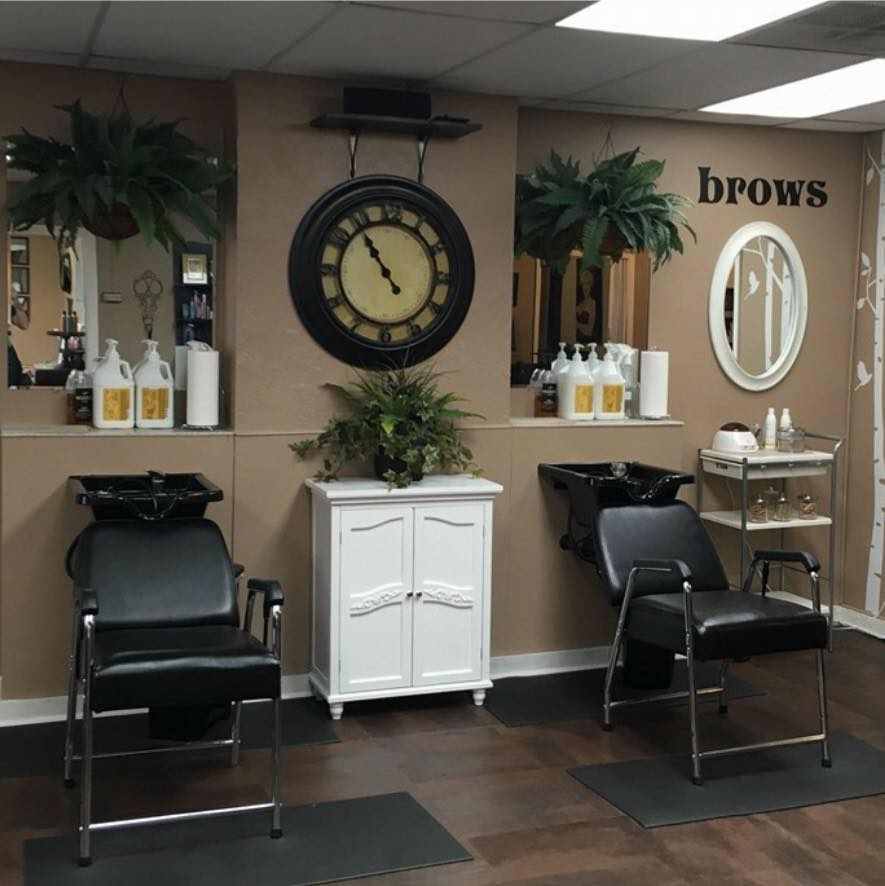 Marshall & Co Salon 60 NE Railroad Ave, High Springs Florida 32643