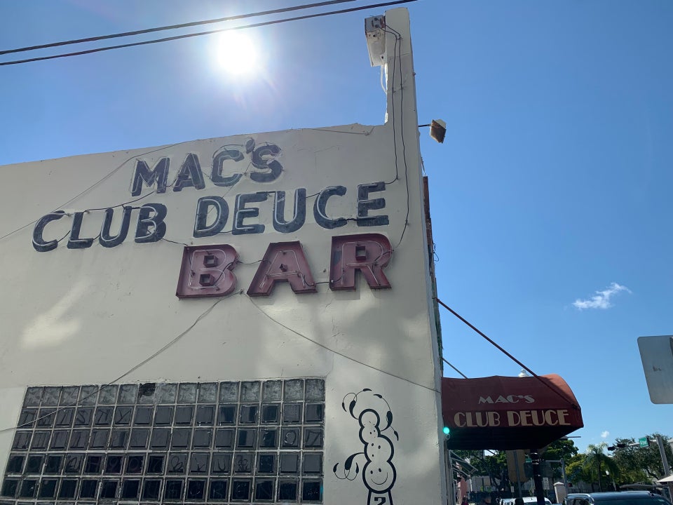 Mac's Club Deuce