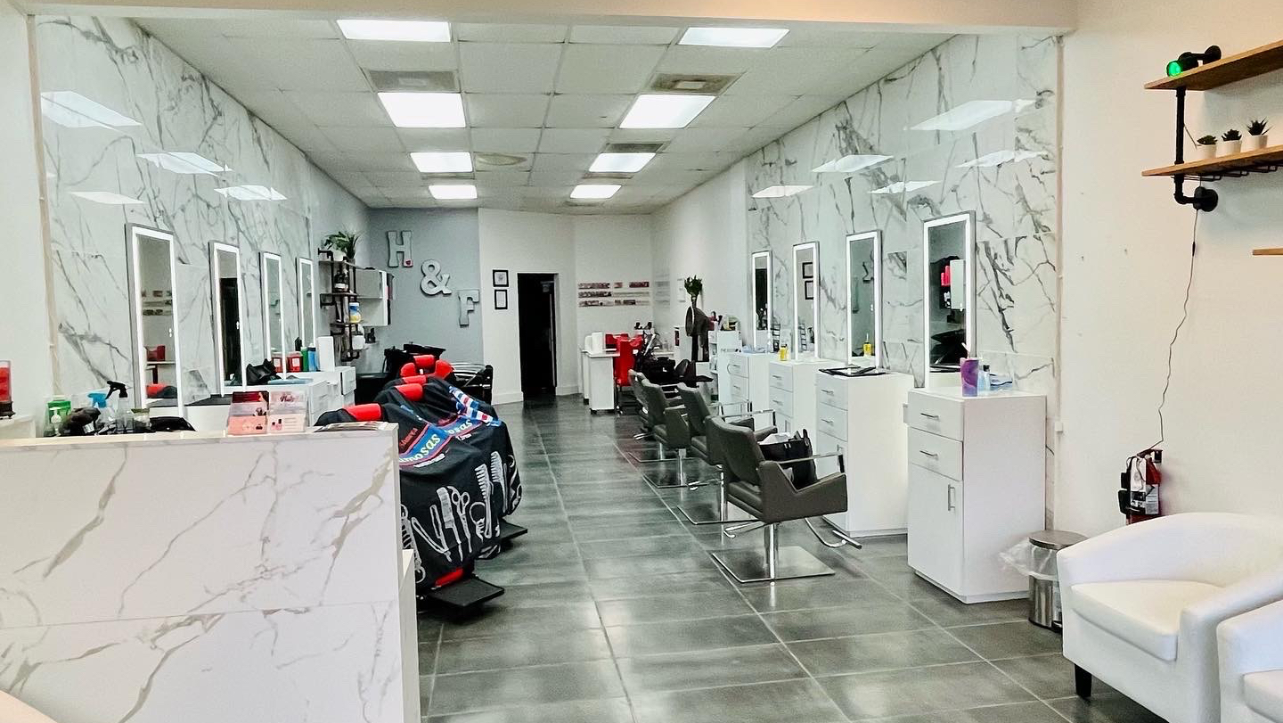 Mimosas beauty salon and Barber shop 27307 S Dixie Hwy, Naranja Florida 33032