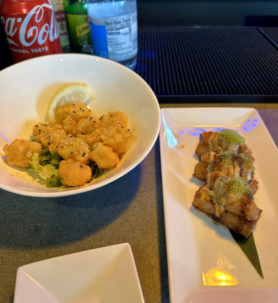 Azul Steak & Sushi Lounge