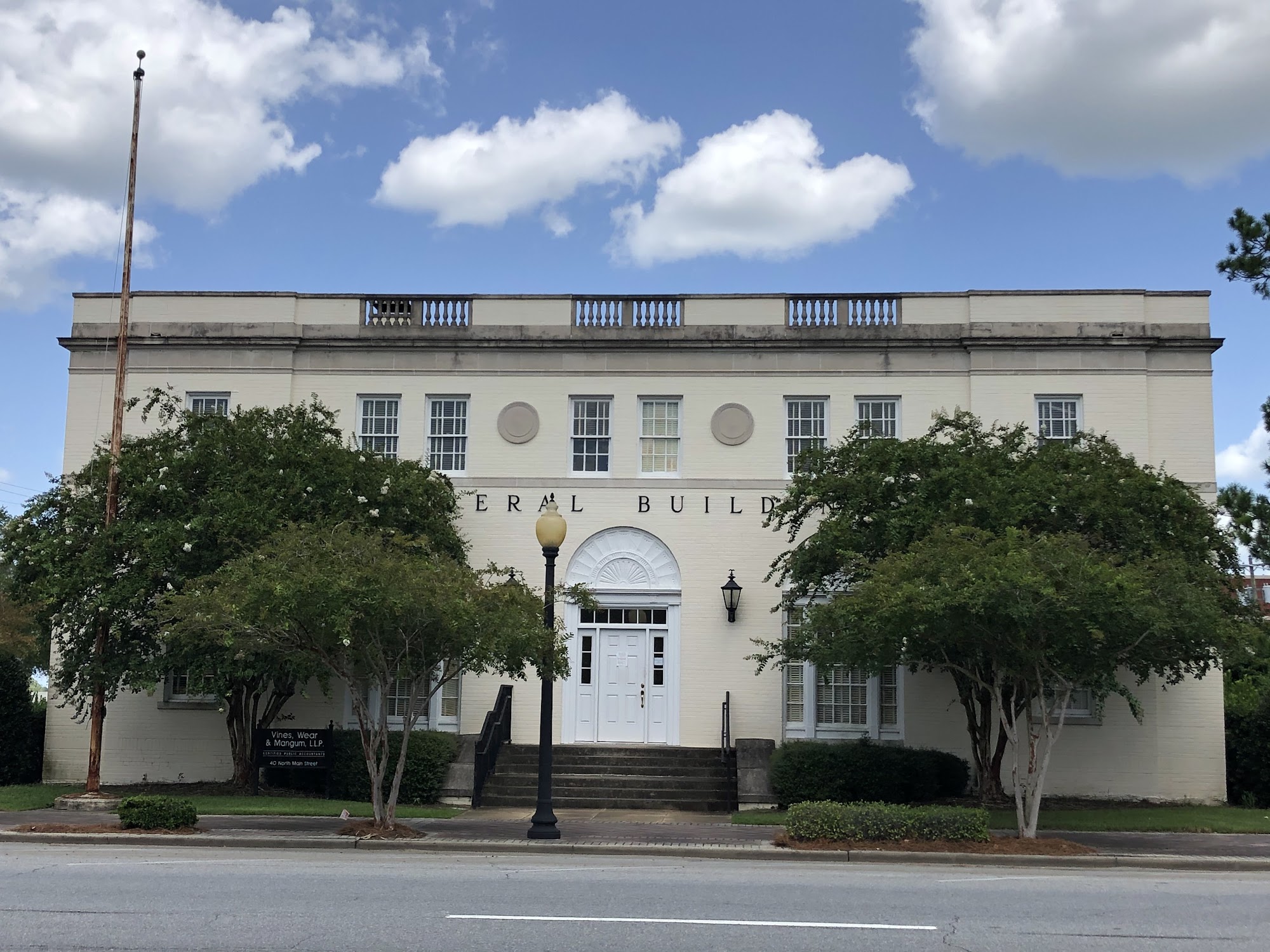 DeRosso & Sewell, LLP
