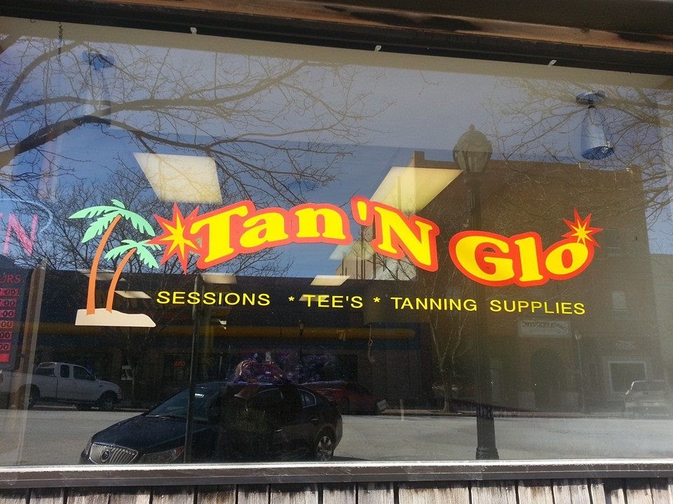 Tan 'n Glo 321 Chestnut St, Atlantic Iowa 50022