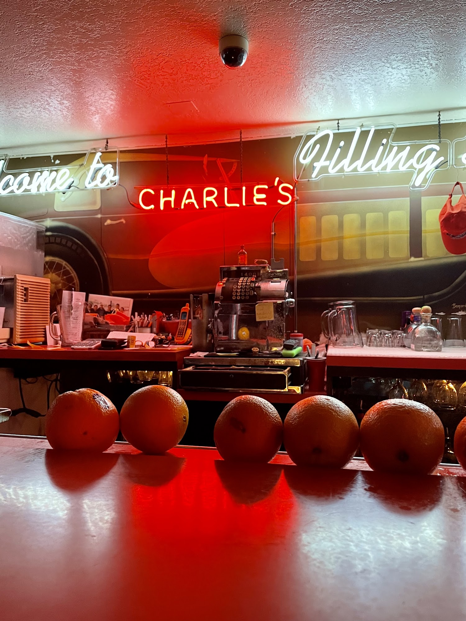 Charlie's​ Filling Station