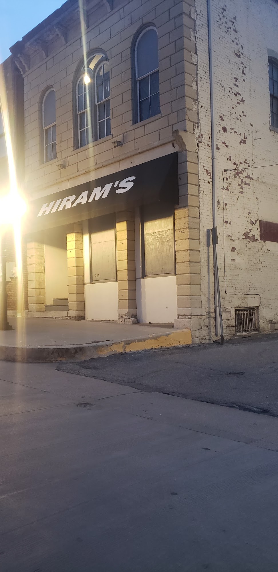 Hiram's Bar