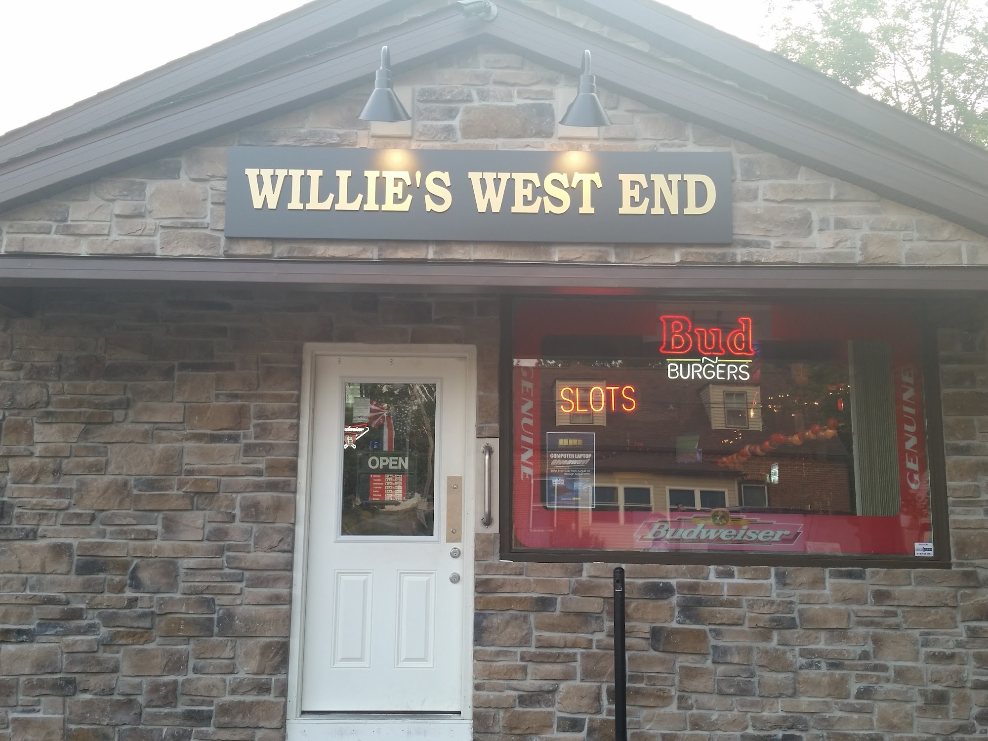 Willie's West End