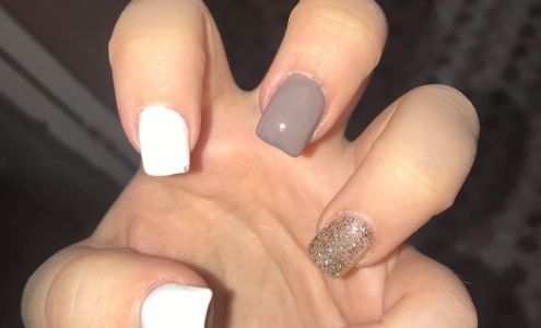 Regal Nails, Salon & Spa