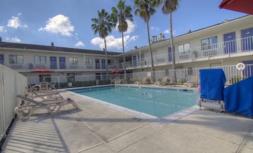 Motel 6 Orlando, FL - Winter Park