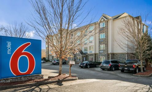 Motel 6 Canton, GA