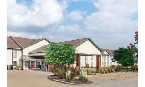 Ramada by Wyndham Springfield North