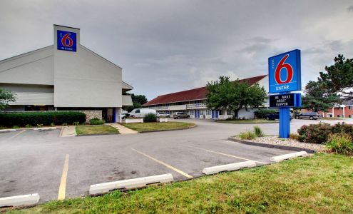 Motel 6 Cedar Rapids, IA