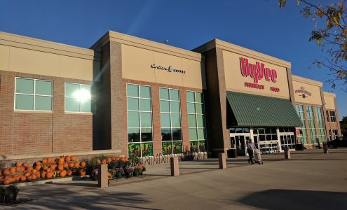 Hy-Vee Grocery Store