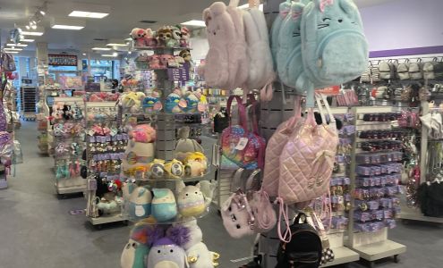 Claire's