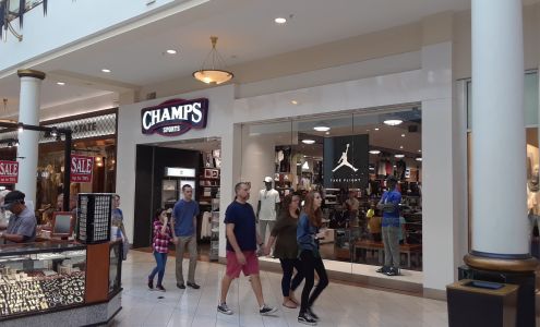 Champs Sports