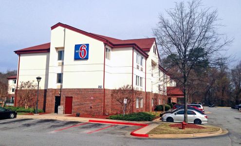 Motel 6 Rocky Mount, NC
