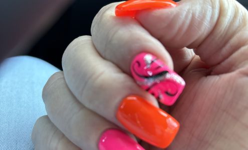 Top Nails Wilson
