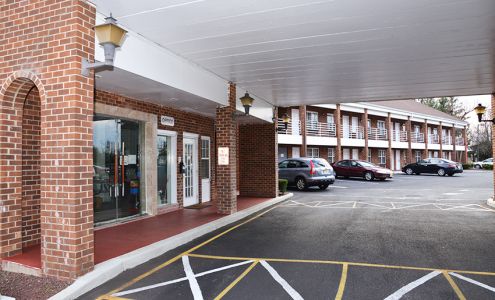 Village Inn Colts Neck