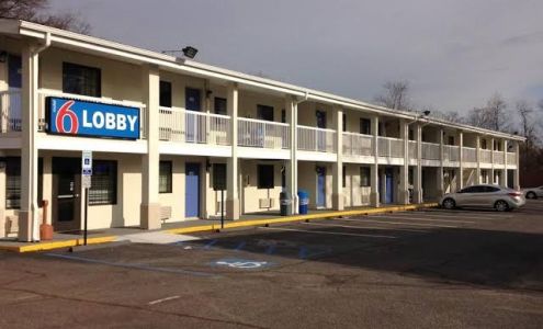 Motel 6 New Brunswick, NJ