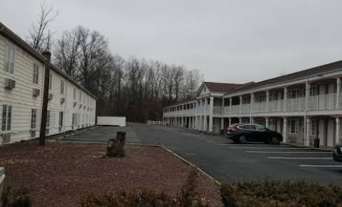 Ramada by Wyndham Flemington