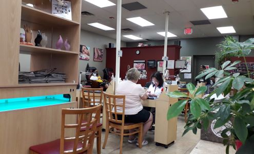 Regal Nails, Salon & Spa