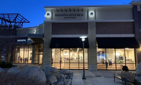 Banana Republic Factory Store