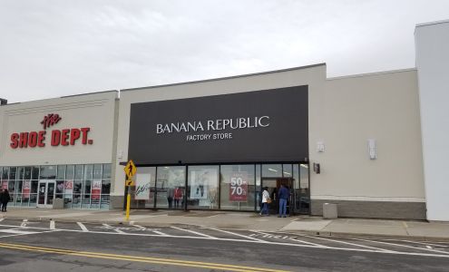 Banana Republic Factory Store