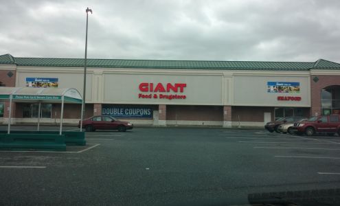 GIANT