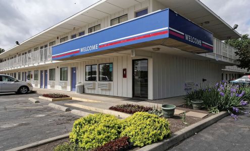 Motel 6 Amherst, OH - Cleveland West - Lorain