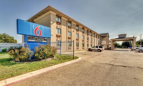 Motel 6 Dallas, TX - Fair Park