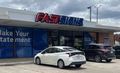 FASTSIGNS