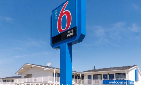 Motel 6 Fort Worth, TX - North