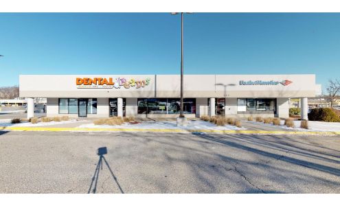 Bank of America (with Drive-thru ATM)