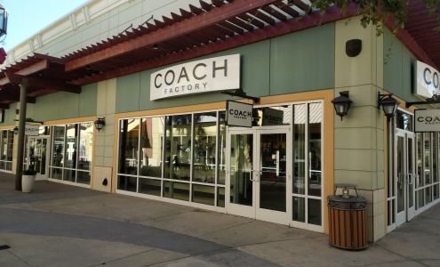 COACH Outlet