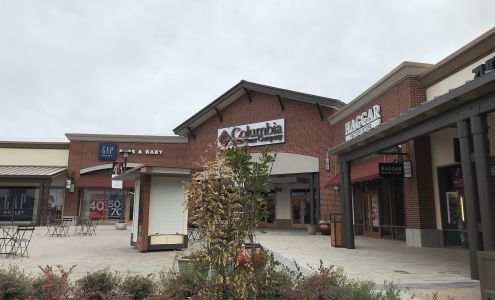 Columbia Factory Store