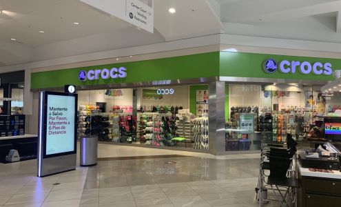 Crocs at La Plaza Mcallen
